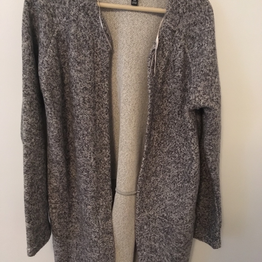 Boucle throw on
